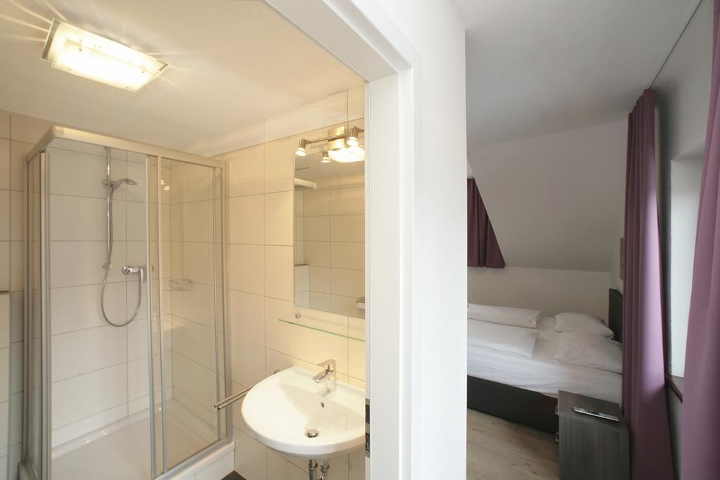 Lake And Cityhotel Edelweiss - Self Check In Zell am See Bilik gambar